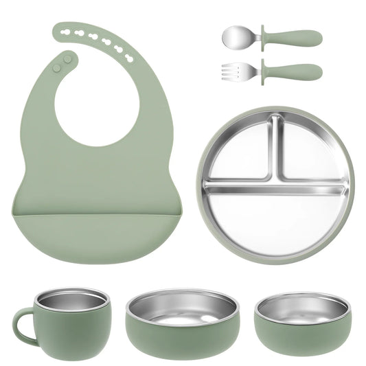 Set de alimentación para bebé de 7 piezas acero inoxidable y silicona de grado alimentario verde salvia.